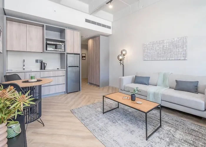 Spacious One Bed City Apartment