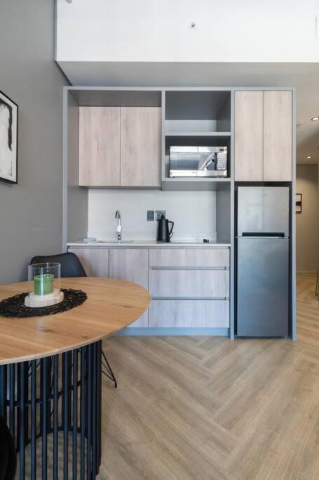 Spacious One Bed Apartment *
